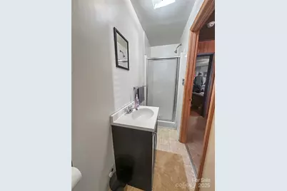 2612 W Dixon Boulevard, Shelby, NC 28152 - Photo 18