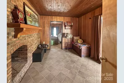 2612 W Dixon Boulevard, Shelby, NC 28152 - Photo 16