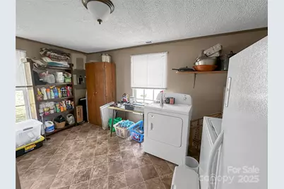 2612 W Dixon Boulevard, Shelby, NC 28152 - Photo 26