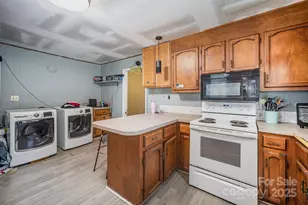 407 Forestway Dr, Mount Holly, NC 28120 - Photo 24