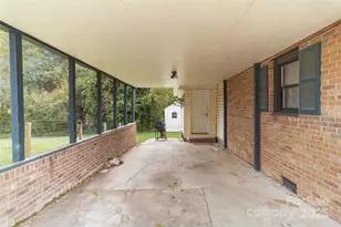 407 Forestway Dr, Mount Holly, NC 28120 - Photo 12