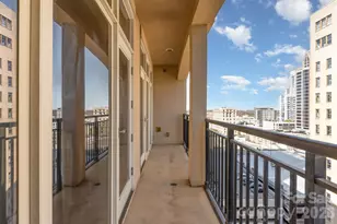 230 S Tryon St, Charlotte, NC 28202 - Photo 32