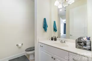 230 S Tryon St, Charlotte, NC 28202 - Photo 20