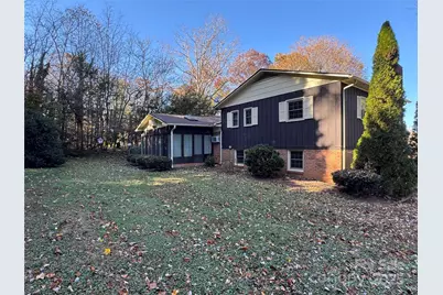 2665 Fairway Acres Circle, Lenoir, NC 28645 - Photo 2