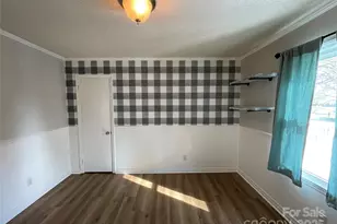 613 Gurley St, Albemarle, NC 28001 - Photo 12