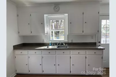 613 Gurley Street, Albemarle, NC 28001 - Photo 8