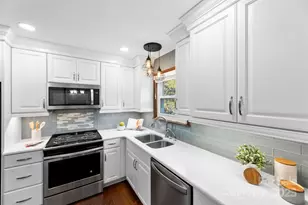 147 Sundown Rd, Mooresville, NC 28117 - Photo 6