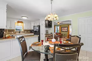 1002 4th St NE, Conover, NC 28613 - Photo 8