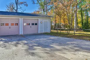 26 Bevlyn Dr, Asheville, NC 28803 - Photo 26