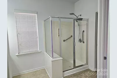 6423 Ridgeview Commons Drive, Charlotte, NC 28269 - Photo 14
