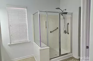 6423 Ridgeview Commons Dr, Charlotte, NC 28269 - Photo 14