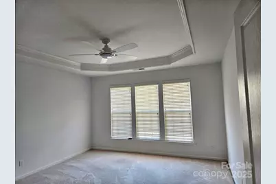 6423 Ridgeview Commons Drive, Charlotte, NC 28269 - Photo 16