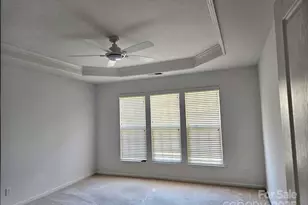 6423 Ridgeview Commons Dr, Charlotte, NC 28269 - Photo 16