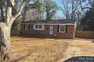 3301 Revolution Pk Dr, Charlotte, NC 28217 - Photo 14