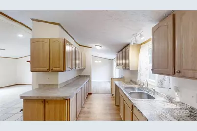 71 London Lane, Clyde, NC 28721 - Photo 10