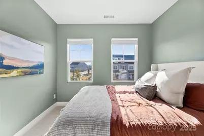 9722 Munsing Drive, Charlotte, NC 28269 - Photo 18