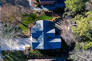 21410 Pinecrest Pl, Cornelius, NC 28031 - Photo 6