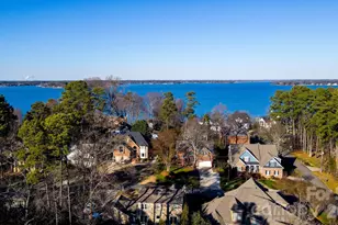 21410 Pinecrest Pl, Cornelius, NC 28031 - Photo 2