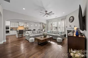 10843 Preservation Park Dr, Charlotte, NC 28214 - Photo 8