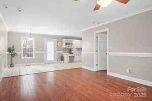 124 Caribou Dr, Statesville, NC 28625 - Photo 2