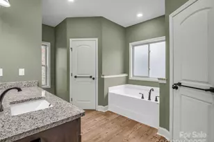 140 Cv Crst Dr, Rutherfordton, NC 28139 - Photo 20