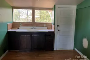 1668 Oakland Rd, Forest City, NC 28043 - Photo 4