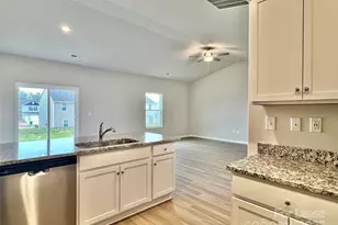 1428 Nia Rd, Charlotte, NC 28215 - Photo 8