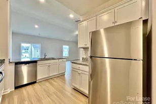 1428 Nia Rd, Charlotte, NC 28215 - Photo 6