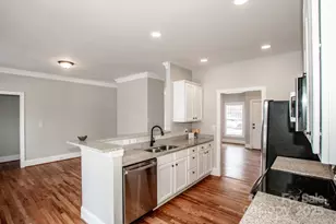 146 Valley Glen Dr, Troutman, NC 28166 - Photo 16