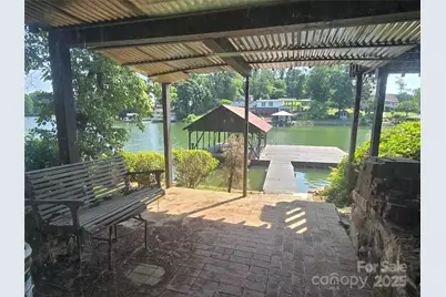 6580 Central Drive, Conover, NC 28613 - Photo 18