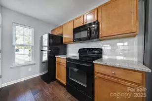 2001 Roscommon Dr, Clover, SC 29710 - Photo 10