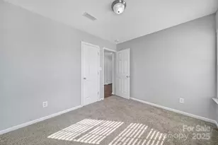 2001 Roscommon Dr, Clover, SC 29710 - Photo 18