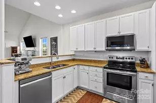 308 Wild Ginger Ct, Weaverville, NC 28787 - Photo 8