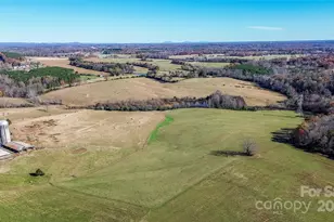 334 Myers Mill Rd, Statesville, NC 28625 - Photo 10