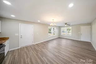 552 Locust St, Rock Hill, SC 29730 - Photo 4