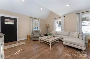 15 Eaglebear Dr, Asheville, NC 28806 - Photo 2