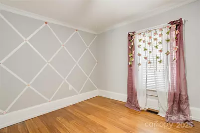 602 E Lee Avenue, Bessemer City, NC 28016 - Photo 6