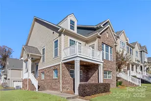 214 Butterfly Pl, Fort Mill, SC 29708 - Photo 4