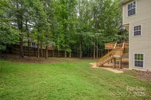 402 Sardis Rd N, Charlotte, NC 28270 - Photo 36