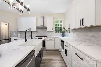 402 Sardis Road N, Charlotte, NC 28270 - Photo 1