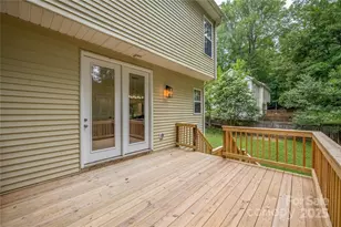 402 Sardis Rd N, Charlotte, NC 28270 - Photo 30