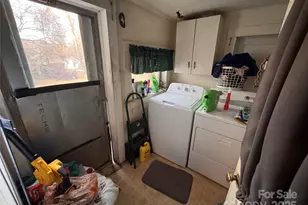 307 Caldwell St, Kannapolis, NC 28083 - Photo 14