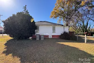 307 Caldwell St, Kannapolis, NC 28083 - Photo 18