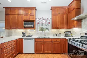 221 Stratford Dr, Indian Trail, NC 28079 - Photo 8