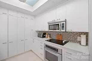 400 N Church St, Charlotte, NC 28202 - Photo 16