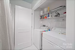 400 N Church St, Charlotte, NC 28202 - Photo 30