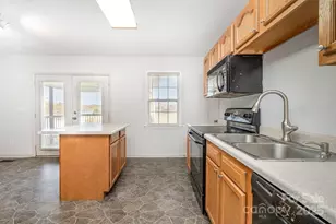 4980 Forest Ridge Dr, Hickory, NC 28602 - Photo 14