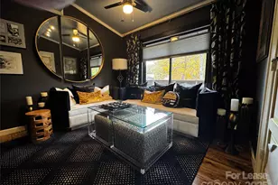 210 Hargett Ct, Charlotte, NC 28211 - Photo 12