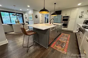 210 Hargett Ct, Charlotte, NC 28211 - Photo 32