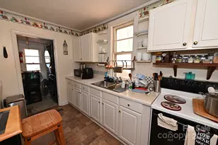 478 Foxwood Dr, Marion, NC 28752 - Photo 16